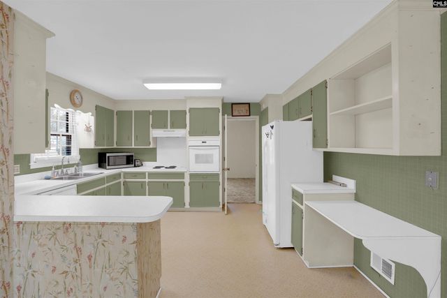 1417 S Woodstream Road, Columbia, SC 29212