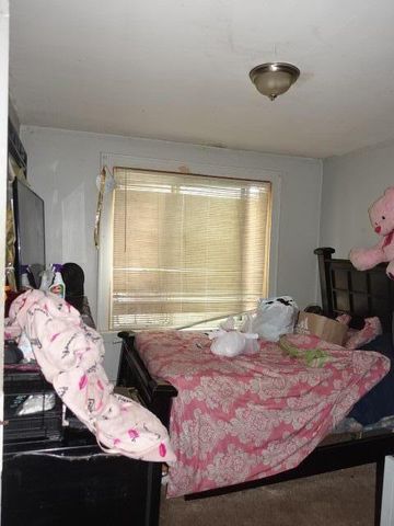 18155 Greeley Street, Highland Park, MI 48203