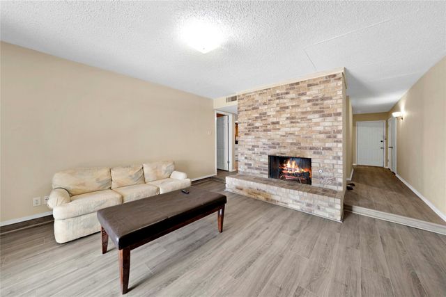4601 Las Hadas, Mesquite, TX 75150