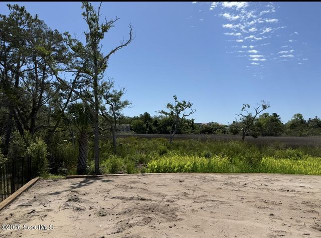 24 Orchard Road, St. Simons Island, GA 31522