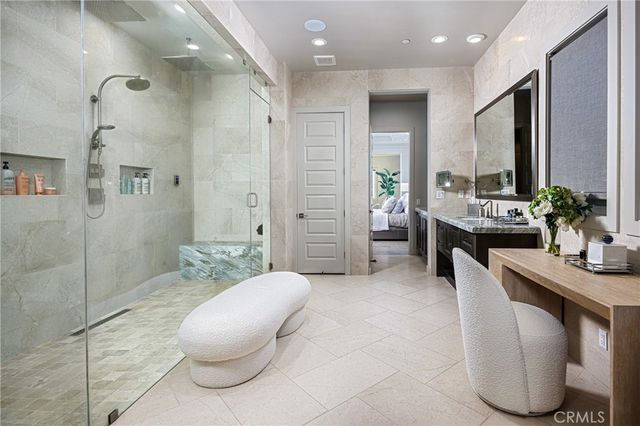 170 Leafy Pass, Irvine, CA 92602