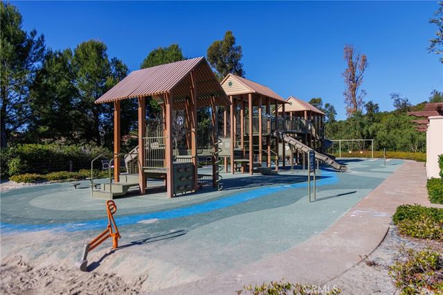 170 Leafy Pass, Irvine, CA 92602