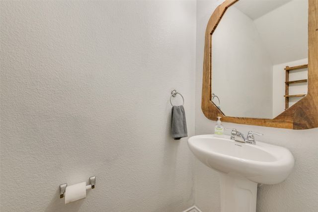 300 Dye Drive, Royse City, TX 75189