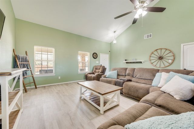 300 Dye Drive, Royse City, TX 75189