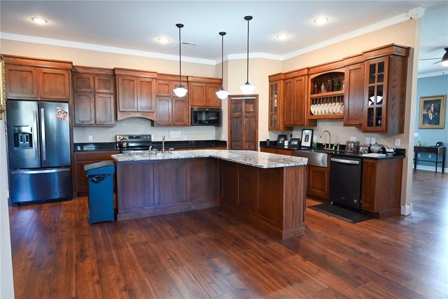 1395 County Road 403, Berryville, AR 72616