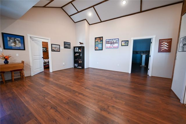 1395 County Road 403, Berryville, AR 72616