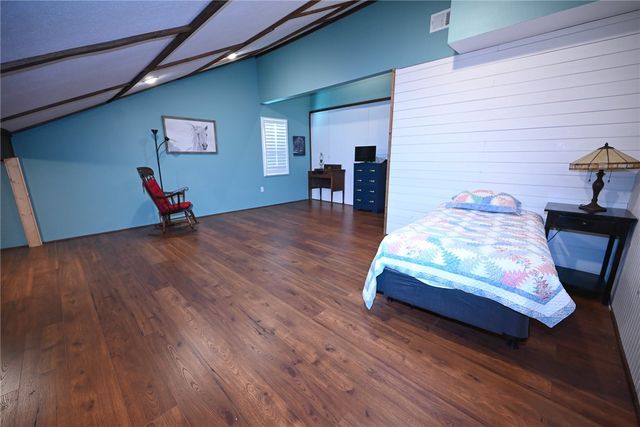 1395 County Road 403, Berryville, AR 72616