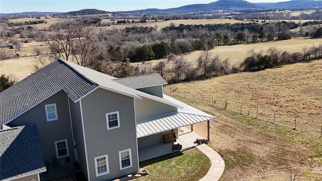 1395 County Road 403, Berryville, AR 72616