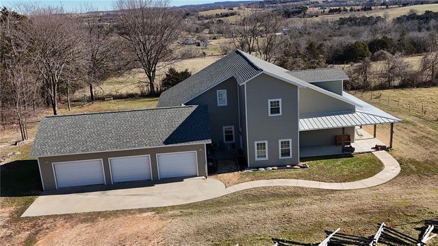 1395 County Road 403, Berryville, AR 72616