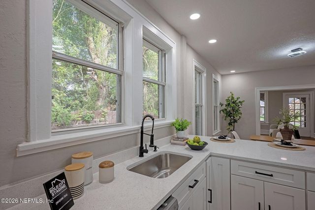 2893 DOWNING Street, Jacksonville, FL 32205