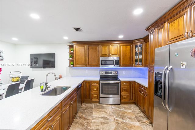 6217 SW 128th Pl, Miami, FL 33183