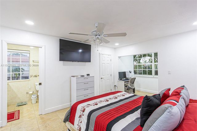 6217 SW 128th Pl, Miami, FL 33183