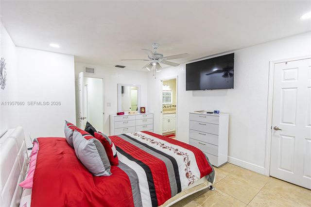 6217 SW 128th Pl, Miami, FL 33183