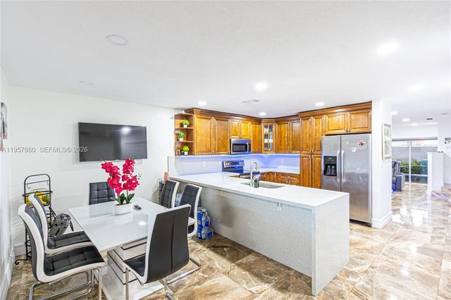 6217 SW 128th Pl, Miami, FL 33183