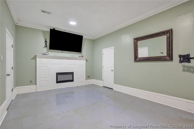 305 E 11th Street, Lumberton, NC 28358