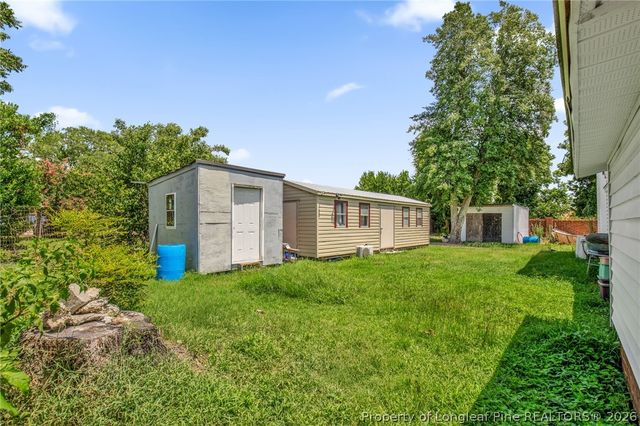 305 E 11th Street, Lumberton, NC 28358
