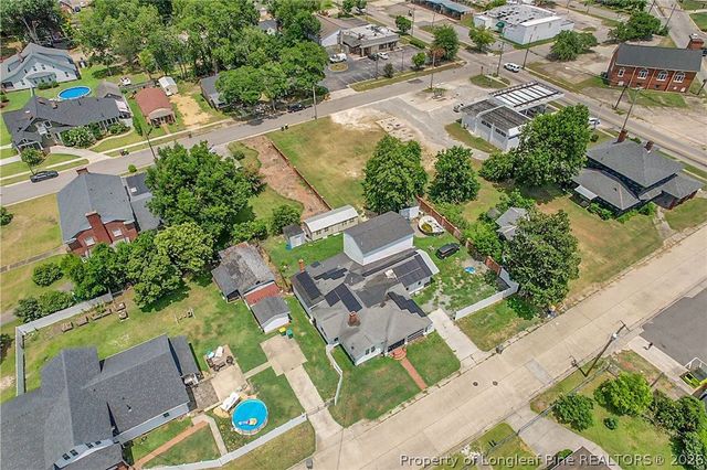 305 E 11th Street, Lumberton, NC 28358