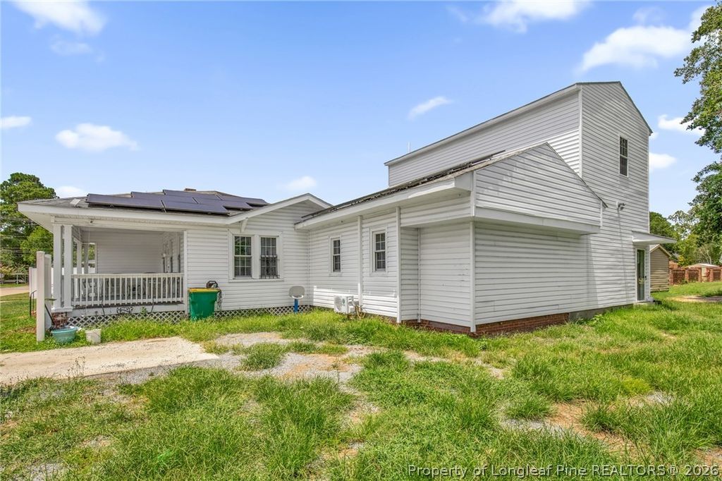 305 E 11th Street, Lumberton, NC 28358 — photo 3