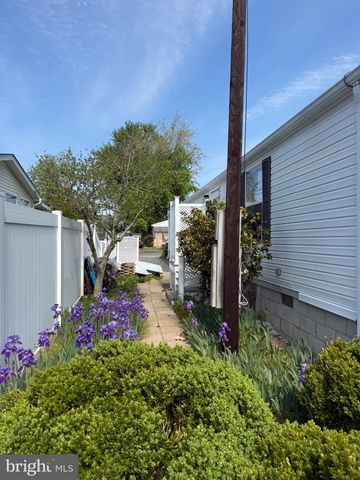 18017 HOWARD DR, Rehoboth Beach, DE 19971