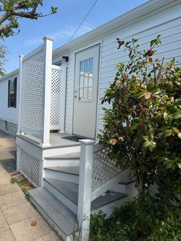 18017 HOWARD DR, Rehoboth Beach, DE 19971