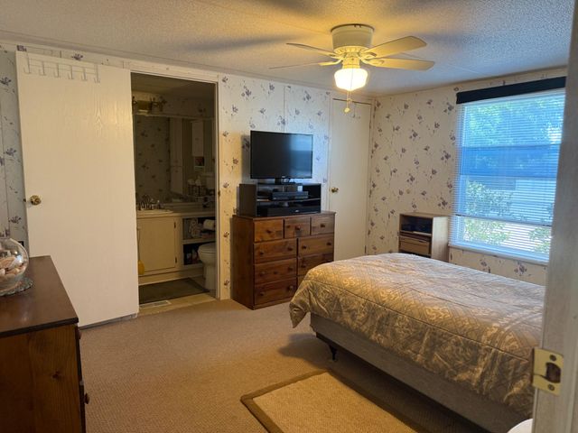 18017 HOWARD DR, Rehoboth Beach, DE 19971