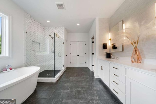 3230 Rockbridge Road, Avondale Estates, GA 30002