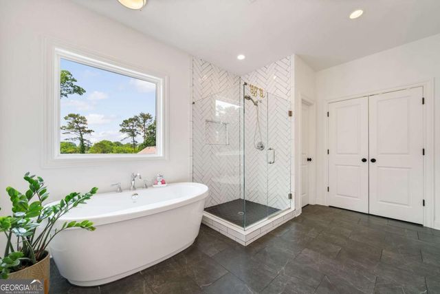 3230 Rockbridge Road, Avondale Estates, GA 30002