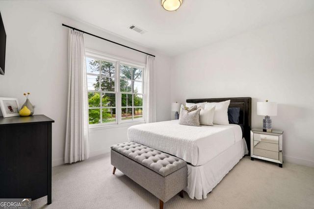 3230 Rockbridge Road, Avondale Estates, GA 30002