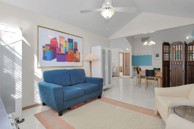 5613 Villa Gates Drive, 9, Hilliard, OH 43026