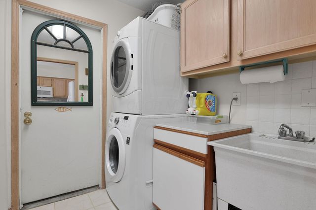 5613 Villa Gates Drive, 9, Hilliard, OH 43026