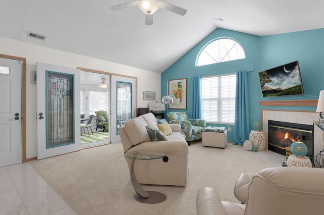 5613 Villa Gates Drive, 9, Hilliard, OH 43026