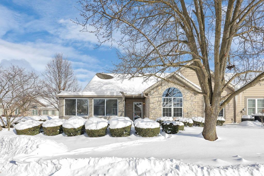 5613 Villa Gates Drive, 9, Hilliard, OH 43026