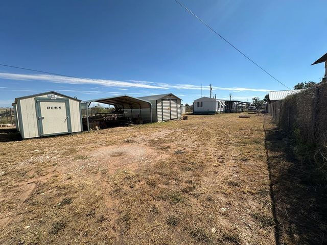 1000 W 1st, Crane, TX 79731