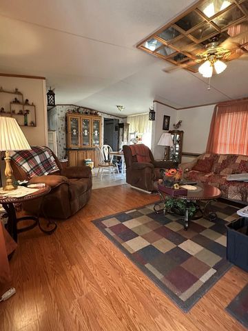 1000 W 1st, Crane, TX 79731