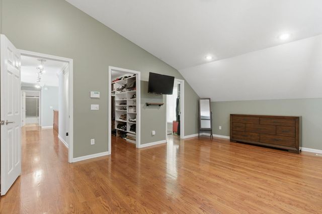50905 Persimmon Drive, South Bend, IN 46628