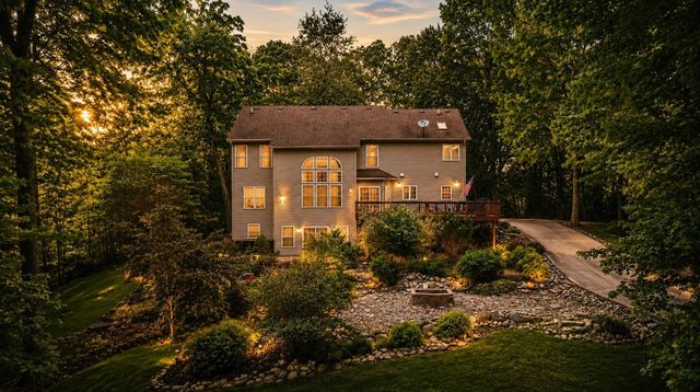 50905 Persimmon Drive, South Bend, IN 46628