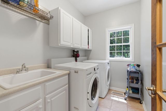 50905 Persimmon Drive, South Bend, IN 46628