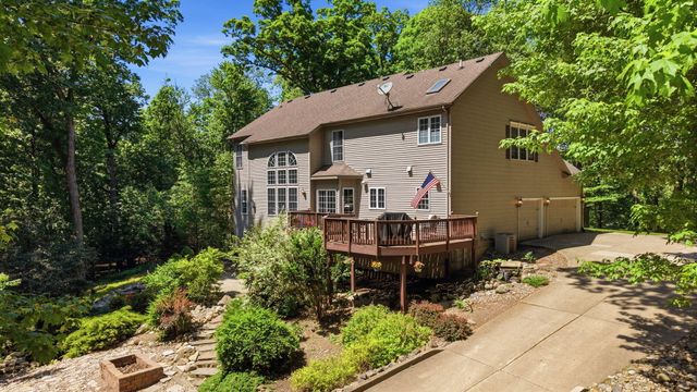 50905 Persimmon Drive, South Bend, IN 46628