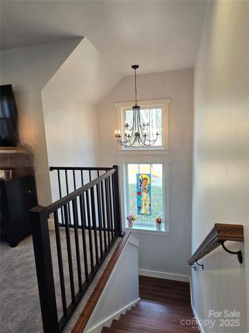 565 School Road, Asheville, NC 28803