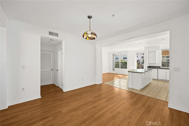 83 E Commonwealth 3C, Alhambra, CA 91801