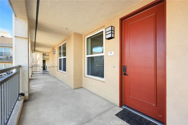 83 E Commonwealth 3C, Alhambra, CA 91801