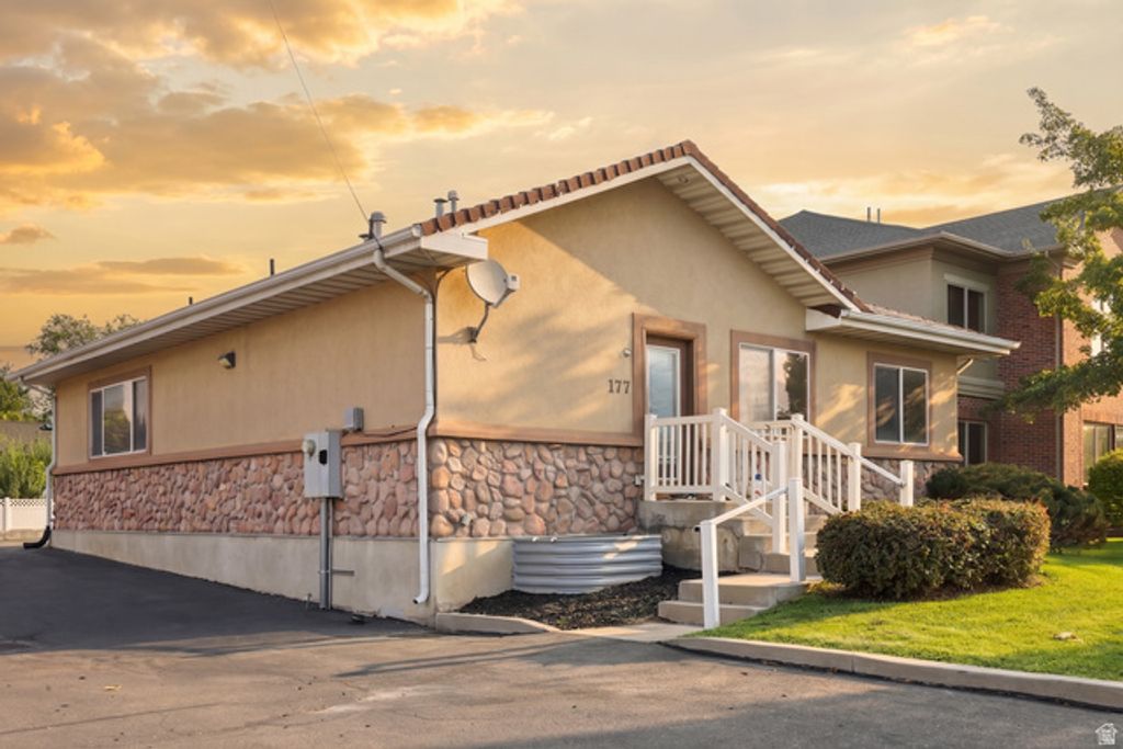 177 E FORT UNION BLVD, Midvale, UT 84047 — photo 2