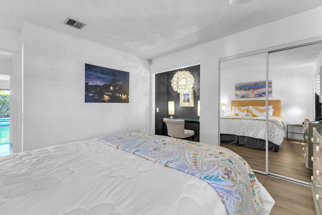 1385 E Via Escuela, Palm Springs, CA 92262