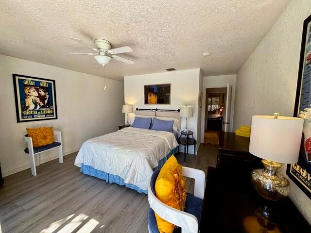 1385 E Via Escuela, Palm Springs, CA 92262