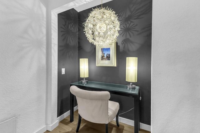 1385 E Via Escuela, Palm Springs, CA 92262