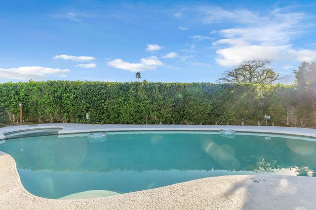 1385 E Via Escuela, Palm Springs, CA 92262