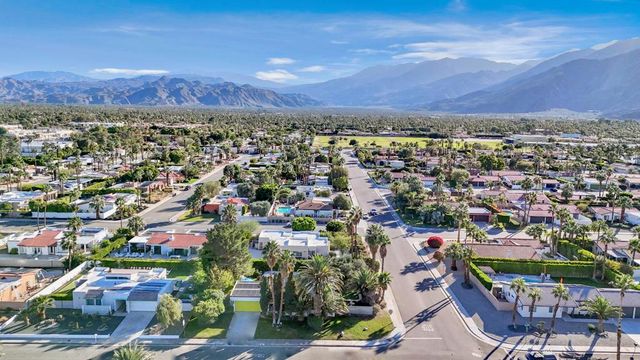 1385 E Via Escuela, Palm Springs, CA 92262
