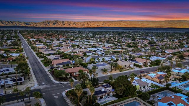 1385 E Via Escuela, Palm Springs, CA 92262