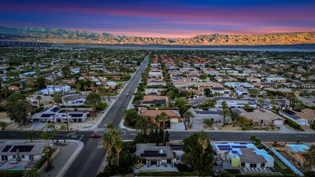 1385 E Via Escuela, Palm Springs, CA 92262