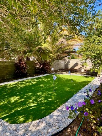 1385 E Via Escuela, Palm Springs, CA 92262